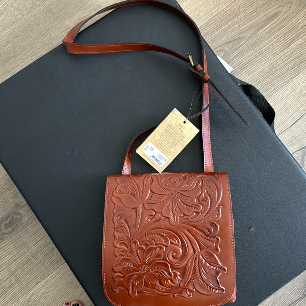 Patricia Nash flap handbag NEW Granada Florence
